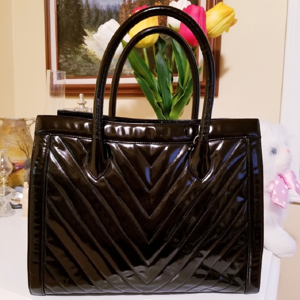 Chanel black Patent Leather CC